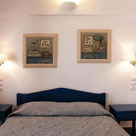 Hotel apartamentowy Vardia Bay Karavostasis (Folegandros)