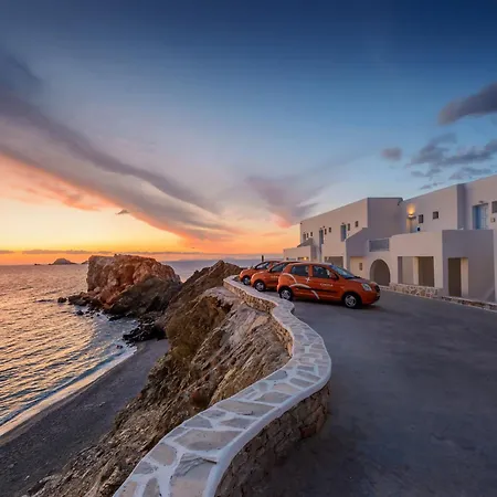 Vardia Bay 3* Karavostasis (Folegandros)