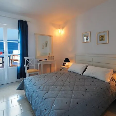 Hotel apartamentowy Vardia Bay Karavostasis (Folegandros)