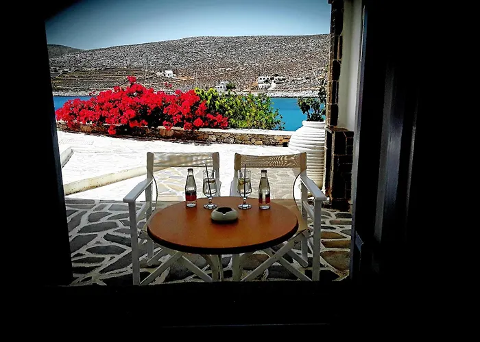 Vardia Bay Aparthotel