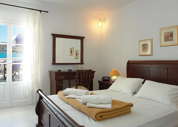 Aparthotel Vardia Bay