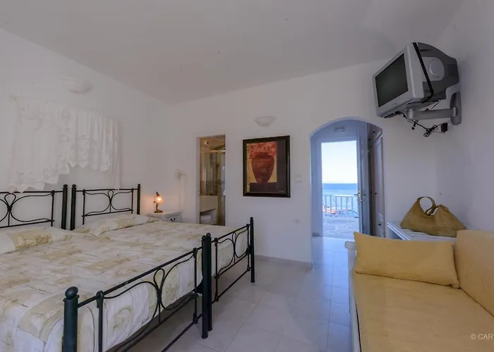 Vardia Bay Aparthotel 3*