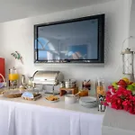 Lägenhetshotell Vardia Bay 3*