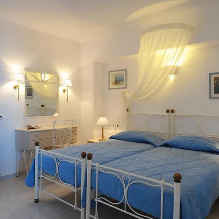 Aparthotel Vardia Bay Karavostasis (Folegandros)