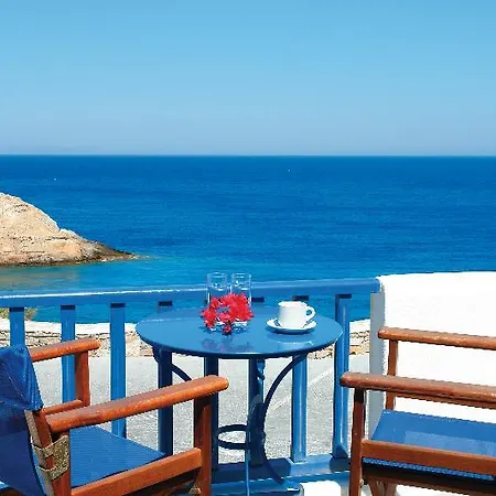 Vardia Bay Karavostasis (Folegandros)