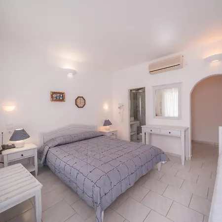 Aparthotel Vardia Bay Karavostasis (Folegandros)