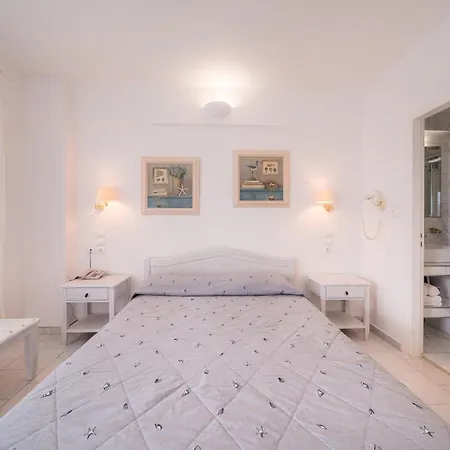 Apartmanhotel Vardia Bay 3*