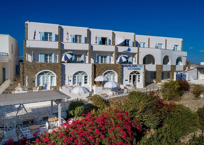 Vardia Bay